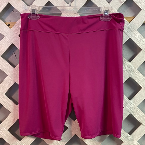 Denim & Co Beach Handkerchief Hem Tankini & Biker Shorts Fuschia Tropic Size 10 - Picture 2 of 5